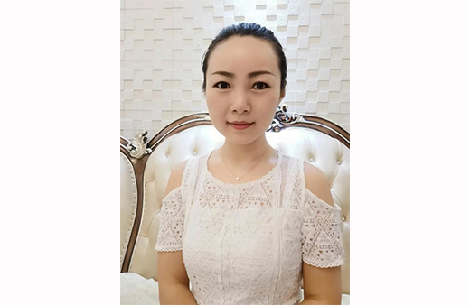 “世”在人為 | 世友地板新疆烏魯木齊經(jīng)銷商張寶月：服務快一步，業(yè)績上一層